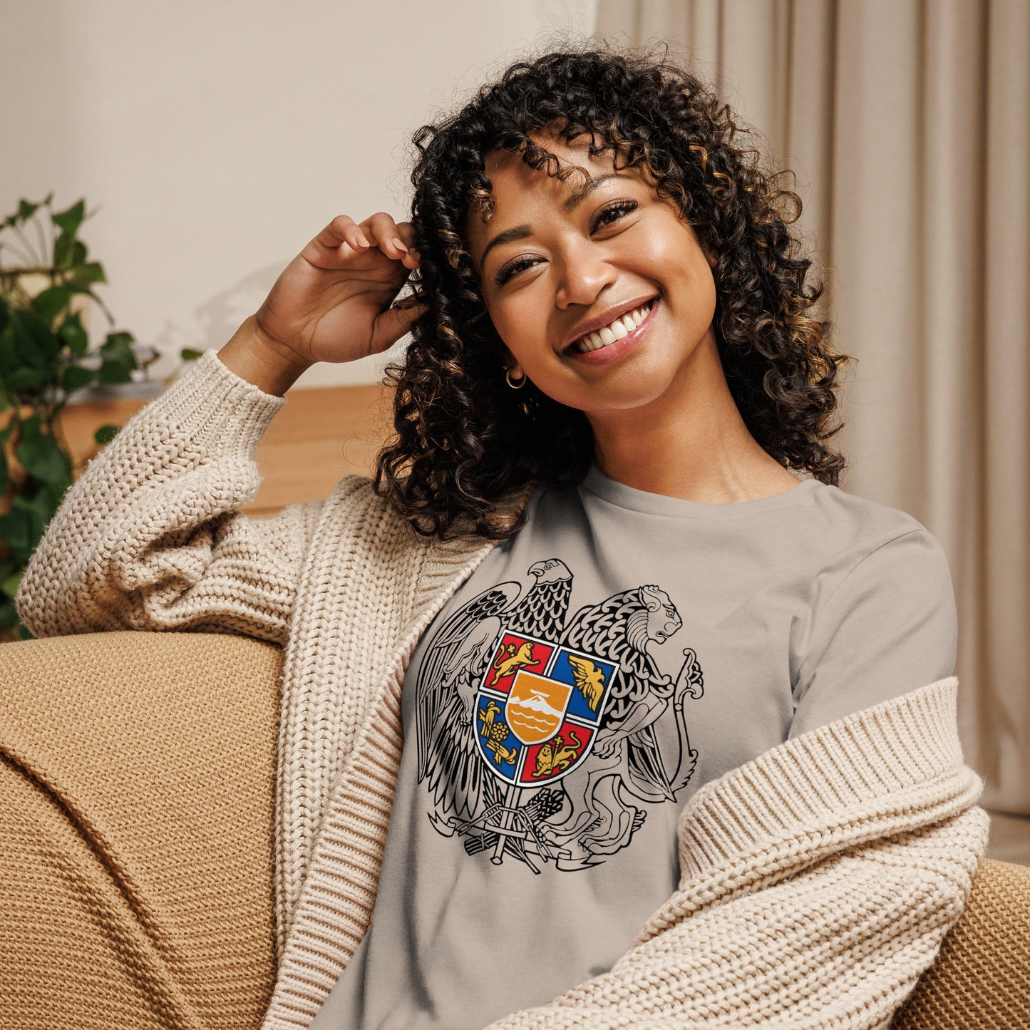 Women's "Armenian Coat of Arms" Relaxed Graphic T-Shirt Pomegranate Mint