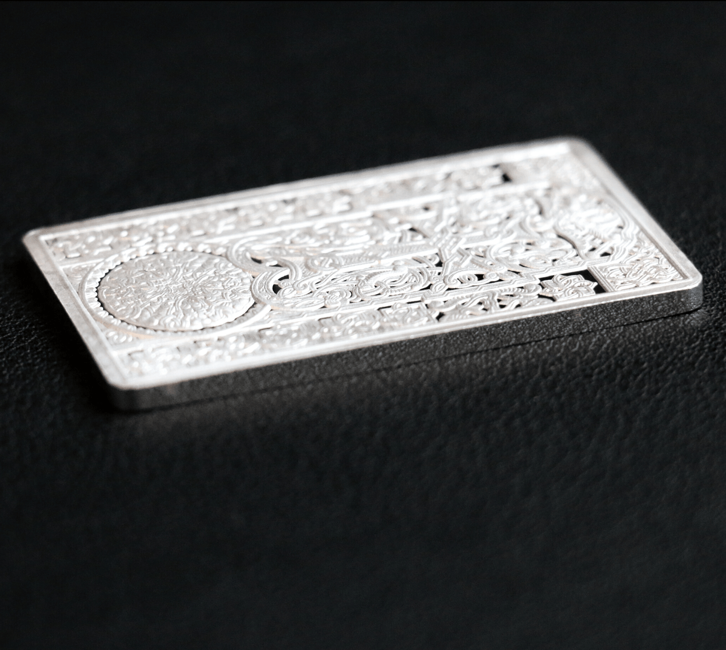 (NEW) 2025 Vardan Mamikonian Silver Cross Stone 1oz Bar (Khachkar) Pomegranate Mint